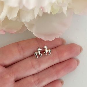 925 Sterling silver horse earrings